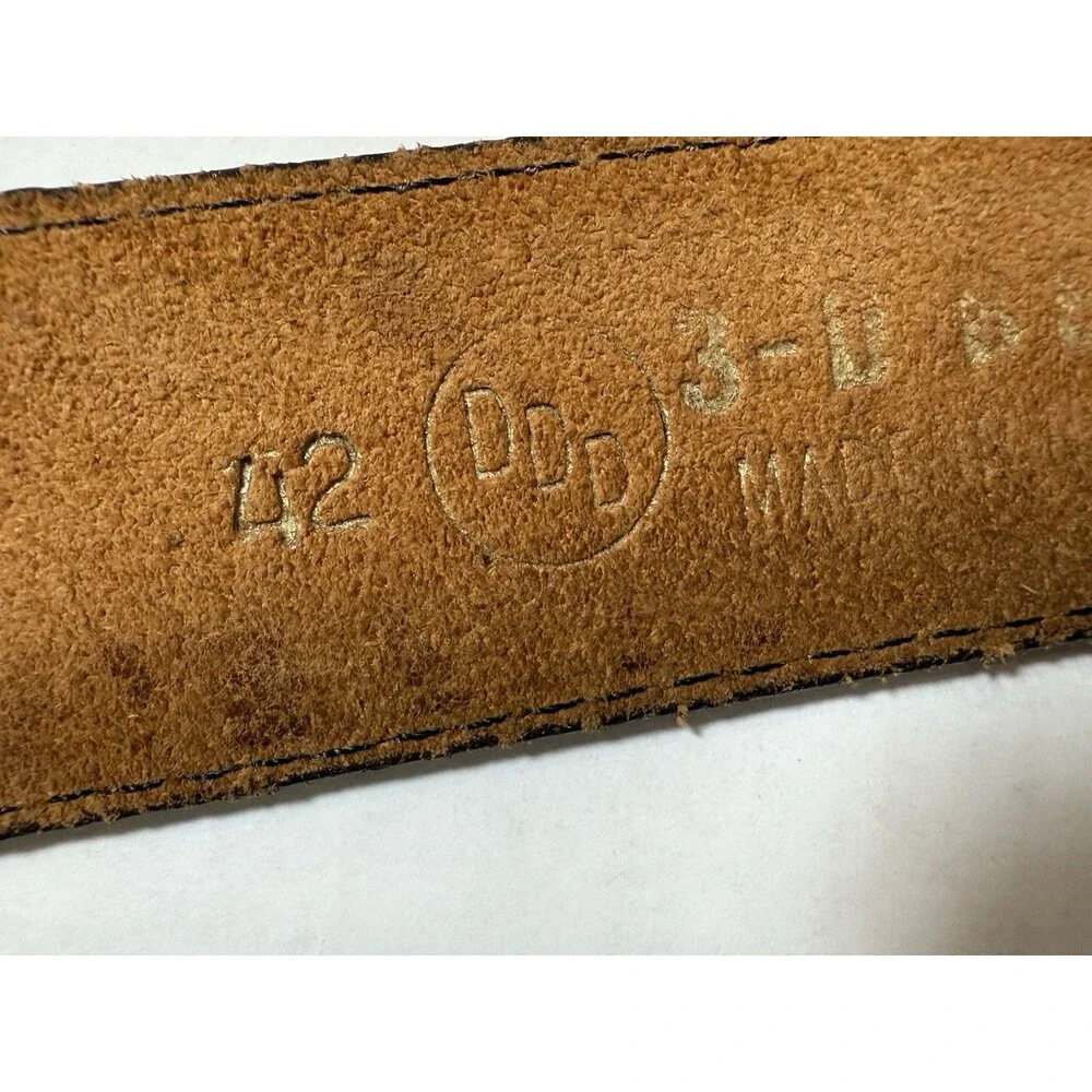 Belt 3-D DDD Belt 42 Brown Embossed Leather Tooled Western Cowhide Silver Buckle